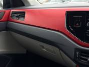 VOLKSWAGEN POLO 2018 (18)