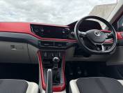 VOLKSWAGEN POLO 2018 (18)