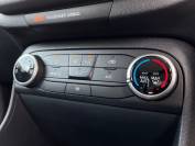 FORD FIESTA 2021 (21)