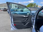 FORD FIESTA 2021 (21)