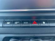 RENAULT TRAFIC 2022 (22)
