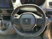 PEUGEOT PARTNER 2021 (71)