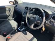 VOLKSWAGEN POLO 2013 (63)
