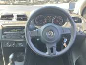 VOLKSWAGEN POLO 2013 (63)