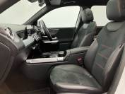 MERCEDES-BENZ GLB 2022 (22)