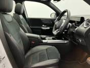 MERCEDES-BENZ GLB 2022 (22)
