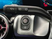 MERCEDES-BENZ GLB 2022 (22)