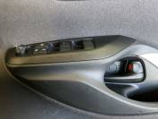 MAZDA 2 HYBRID 2024 (74)