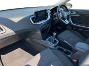 KIA XCEED 2022 (22)