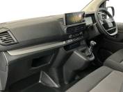 VAUXHALL VIVARO 2024 (74)
