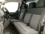 VAUXHALL VIVARO 2024 (74)