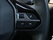 PEUGEOT 2008 2024 (24)