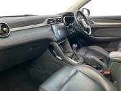 MG ZS 2022 (71)