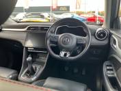 MG ZS 2022 (71)