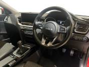 KIA XCEED 2022 (72)