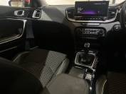 KIA XCEED 2022 (72)