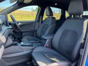 FORD KUGA 2024 (74)
