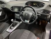 PEUGEOT 308 2018 (68)