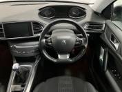 PEUGEOT 308 2018 (68)