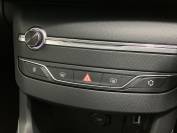 PEUGEOT 308 2018 (68)