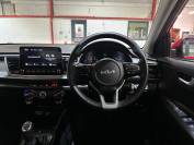 KIA RIO 2022 (72)