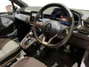 RENAULT CLIO 2024 (24)