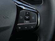 FORD KUGA 2024 (74)