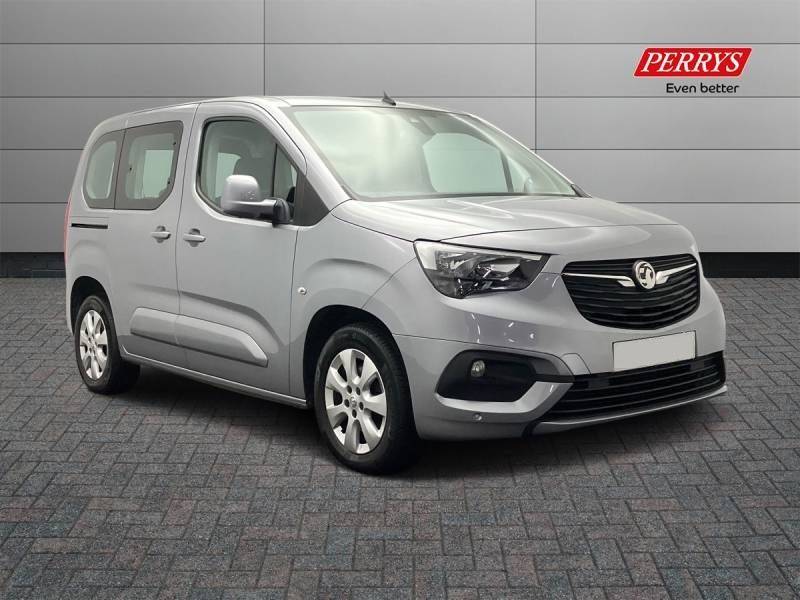VAUXHALL COMBO-LIFE 2025 (25)
