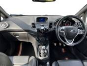FORD FIESTA 2017 (17)
