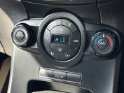 FORD FIESTA 2017 (17)