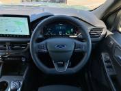 FORD KUGA 2024 (74)