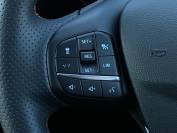 FORD KUGA 2024 (74)