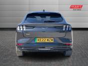 FORD MUSTANG MACH-E 2022 (22)
