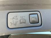 FORD MUSTANG MACH-E 2022 (22)