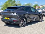 FORD MUSTANG MACH-E 2022 (22)