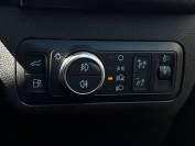 FORD KUGA 2022 (72)