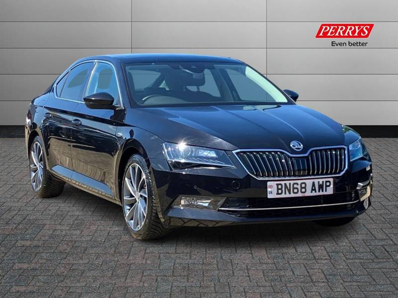 SKODA SUPERB 2018 (68)