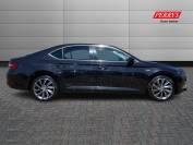 SKODA SUPERB 2018 (68)