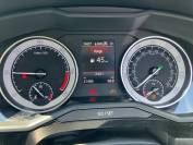 SKODA SUPERB 2018 (68)