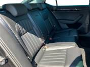SKODA SUPERB 2018 (68)
