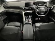 PEUGEOT 3008 2020 (70)