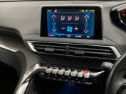 PEUGEOT 3008 2020 (70)