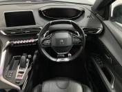 PEUGEOT 3008 2020 (70)