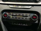 KIA XCEED 2025 (74)