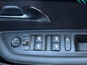 PEUGEOT 208 2023 (23)