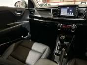 KIA RIO 2017 (17)