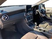 MERCEDES-BENZ A CLASS 2017 (17)