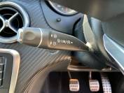 MERCEDES-BENZ A CLASS 2017 (17)