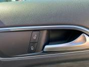 MERCEDES-BENZ A CLASS 2017 (17)