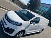 VAUXHALL VIVARO 2021 (21)